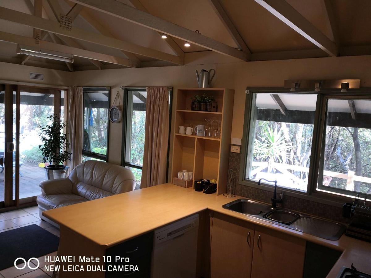 Kalimna Woods Cottages Lakes Entrance Exteriör bild